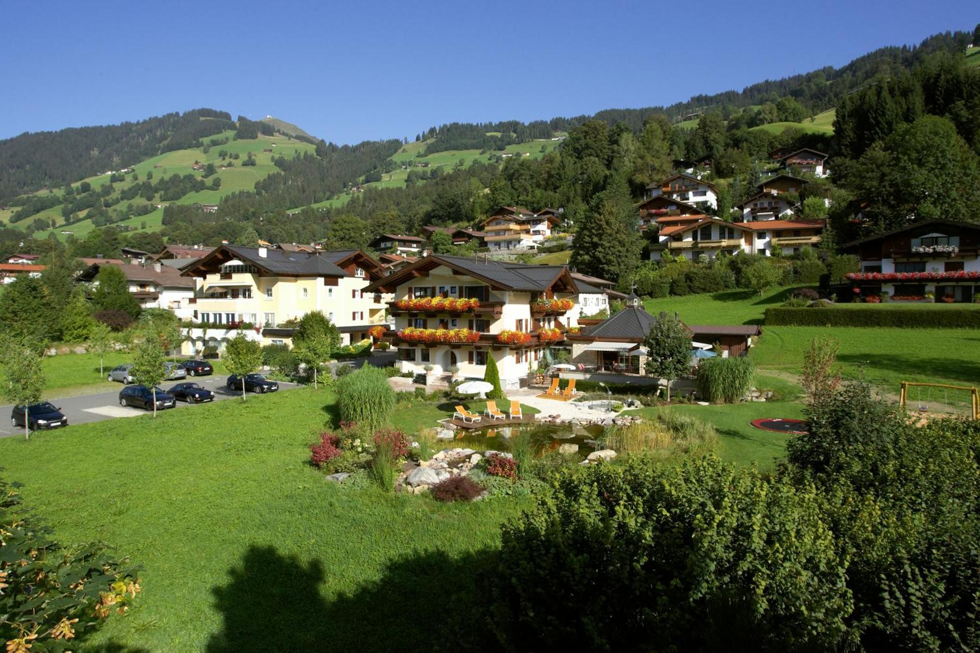 Hotel Hubertus Brixen im Thale Extérieur photo