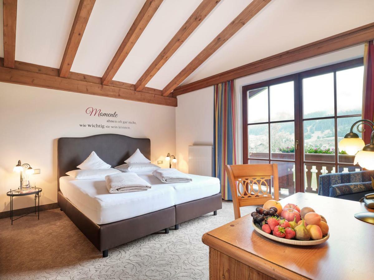 Hotel Hubertus Brixen im Thale Extérieur photo